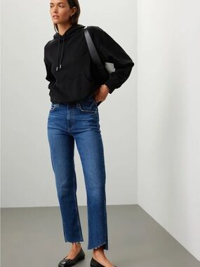 Rag & Bone Harlow Mid-Rise Straight Raw Hem
